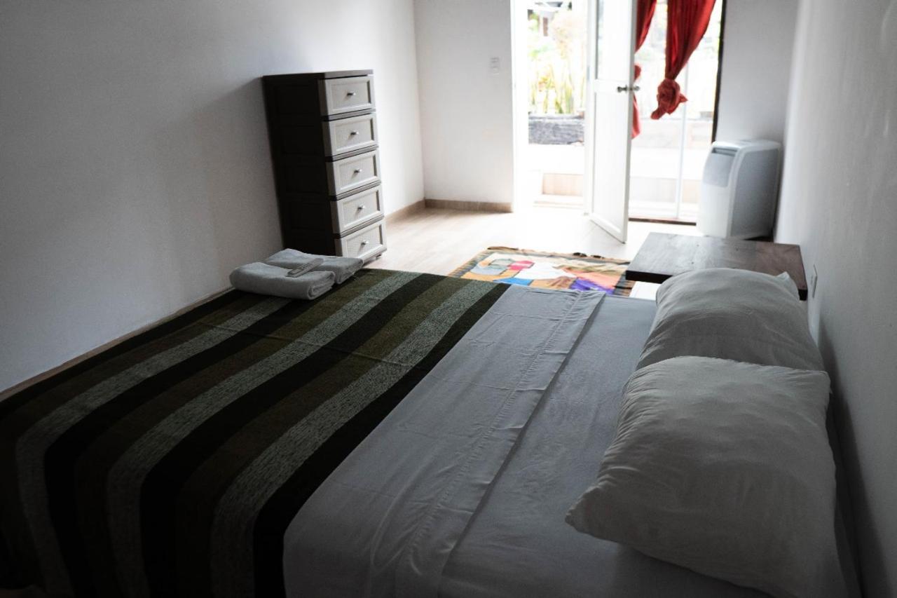 Galapagos Morning Glory Hostel Puerto Ayora  Bagian luar foto